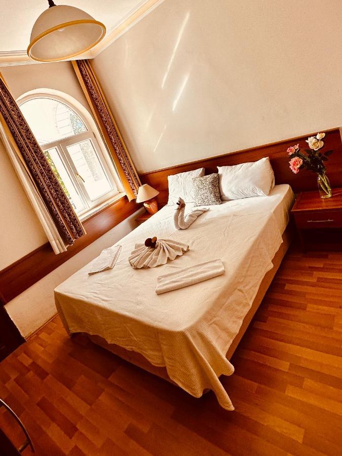 Felicity Hotel & Bungalows ケメル エクステリア 写真